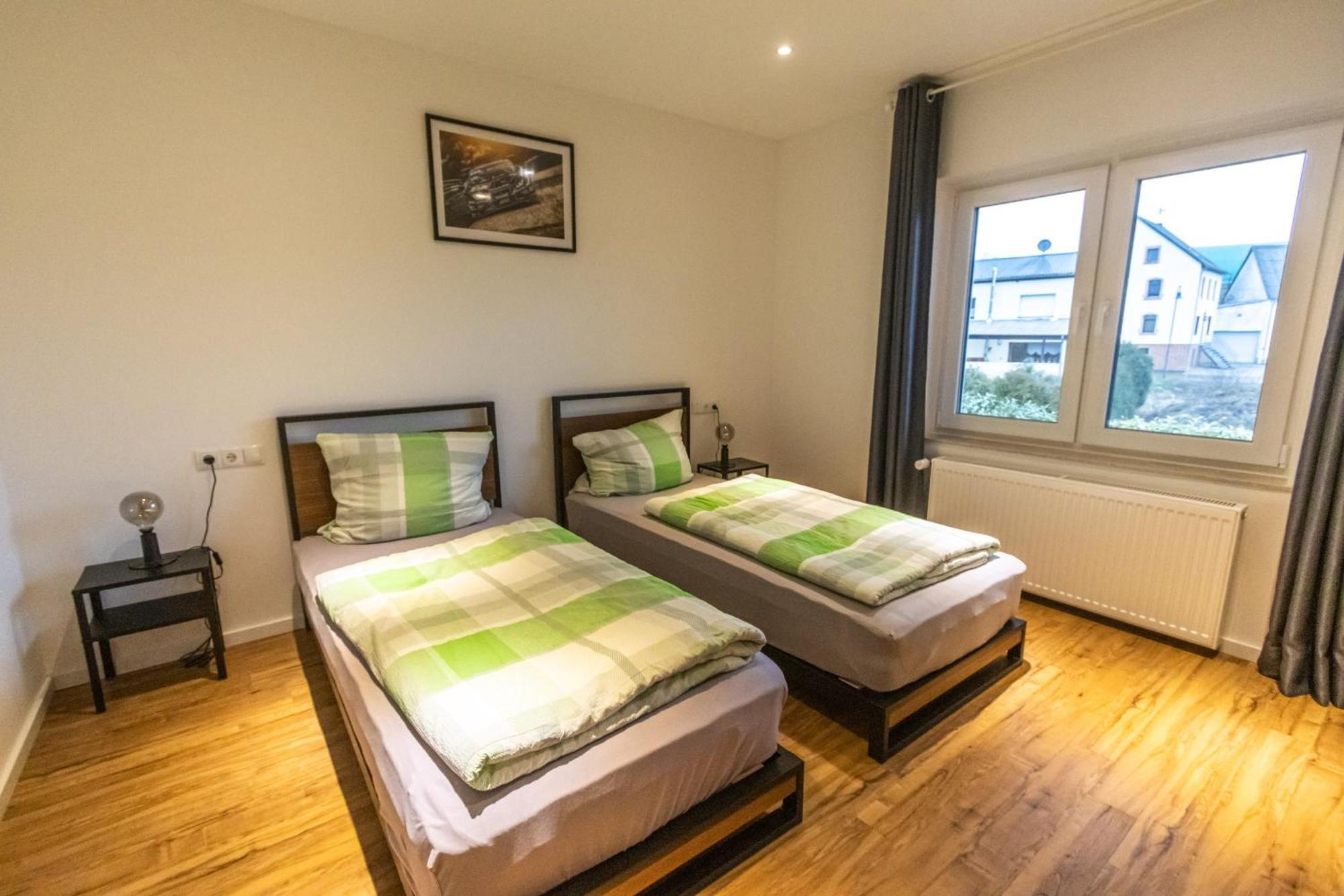 Suedschleife Appartements - Wlan - Direkt Am Ring Reimerath Екстер'єр фото